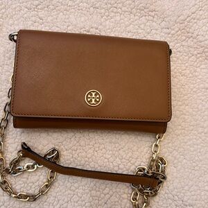 Tory Burch walker on chain